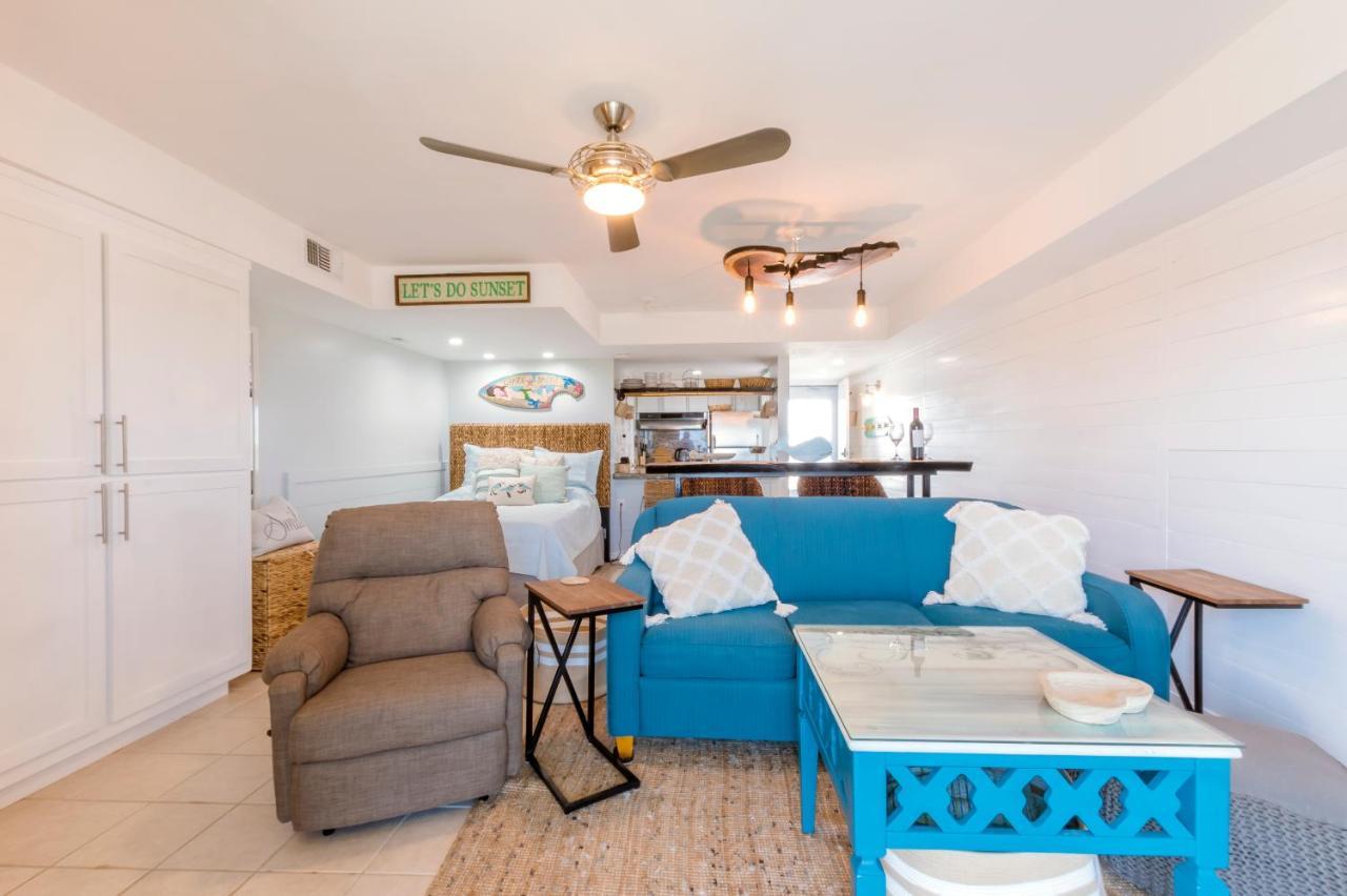 Stunning Ocean Views Steps From The Beach With Pool! Fabulous 4Th Floor Studio! ニュー・スマーナ・ビーチ エクステリア 写真