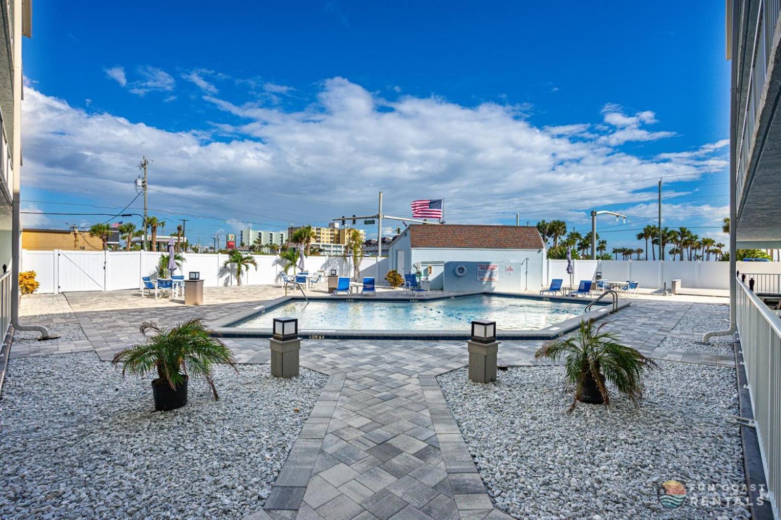 Stunning Ocean Views Steps From The Beach With Pool! Fabulous 4Th Floor Studio! ニュー・スマーナ・ビーチ エクステリア 写真